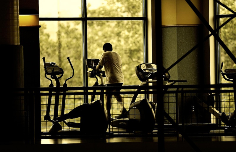 11-alone-at-the-gym-funny-working-out-fitness-lonely