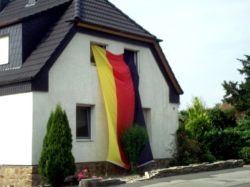 huge-german-flag-house