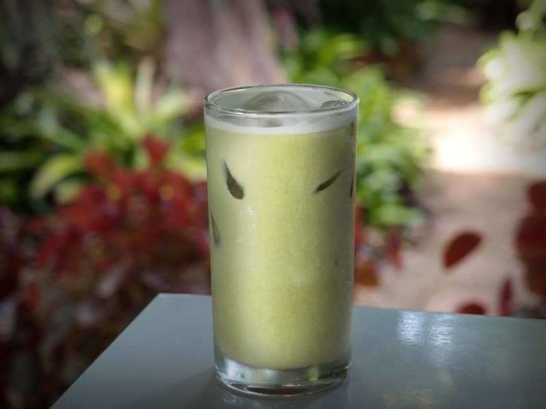 worst-cocktail-mixed-drink-gross-green-cream
